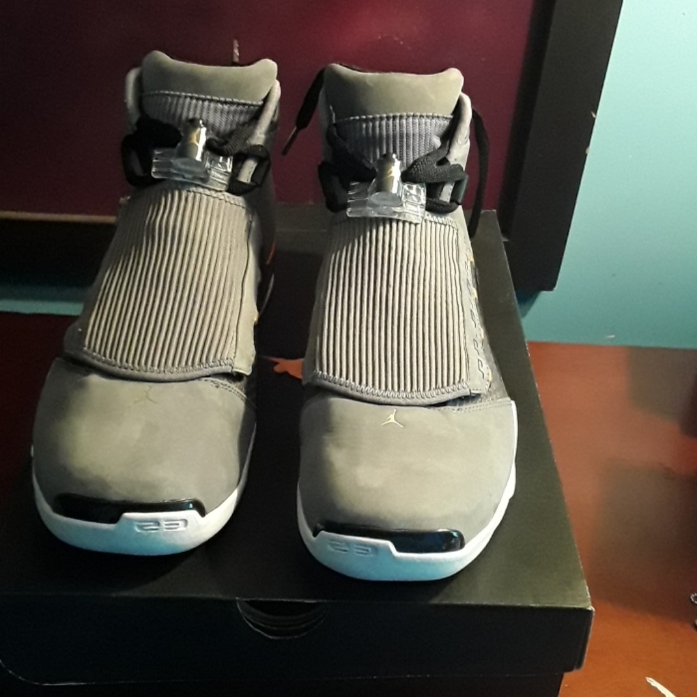 Air Jordan 17 Trophy Room w/ Large t-shirt